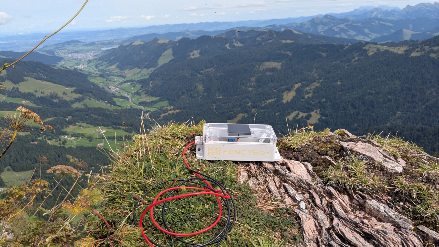 Fencyboy demo unit in mountains